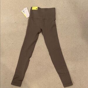 Women’s active leggings
